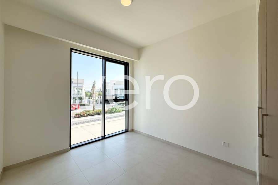 Park Backing | Pool Facing | Large Plot - Image 12