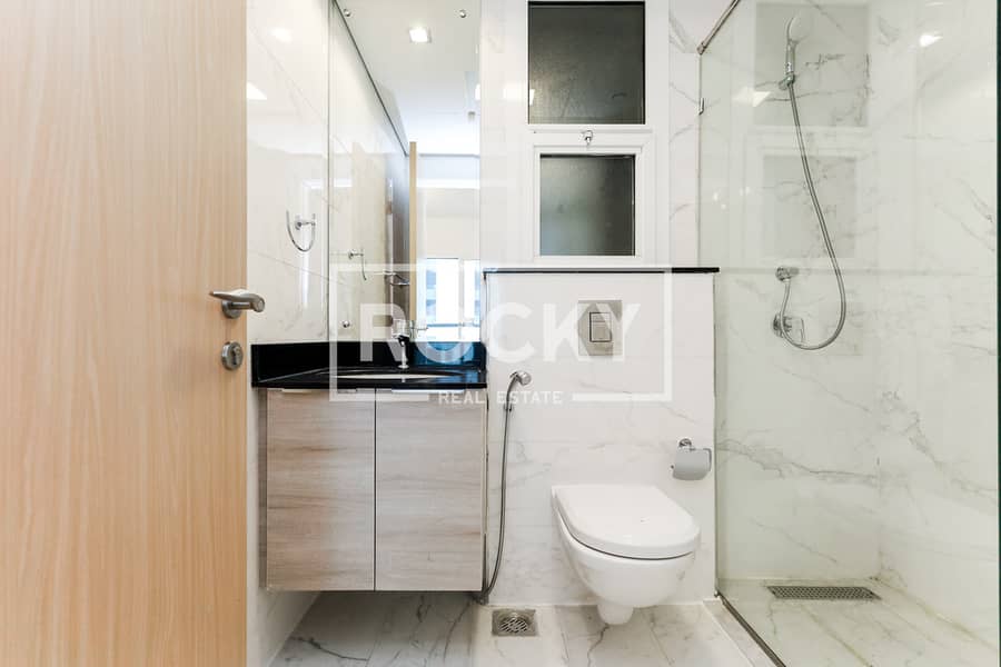 1 Bedroom | close kitchen | Unfurnished - Image 12