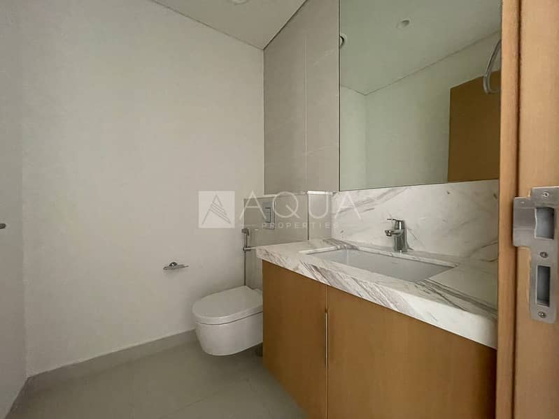 Vacant | Corner Unit | Direct Park Access - Image 10