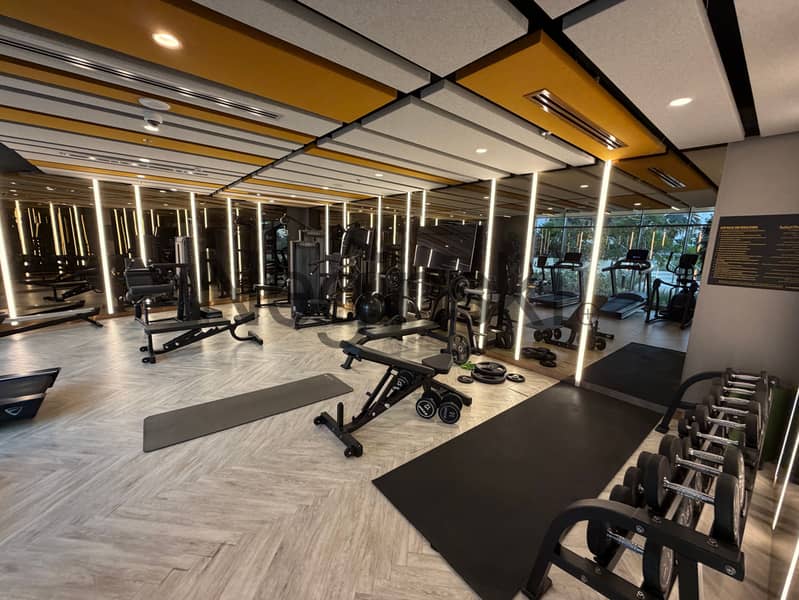 GOLF COURCE VIEW | LAST FLOOR | 2 CHEQUES - Image 19