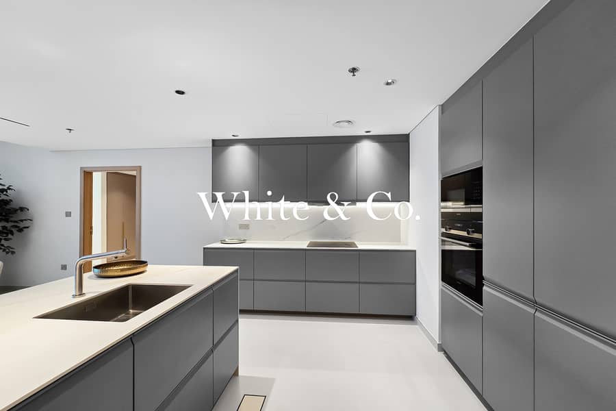 Stunning Marina View| Fully Renovated|VOT