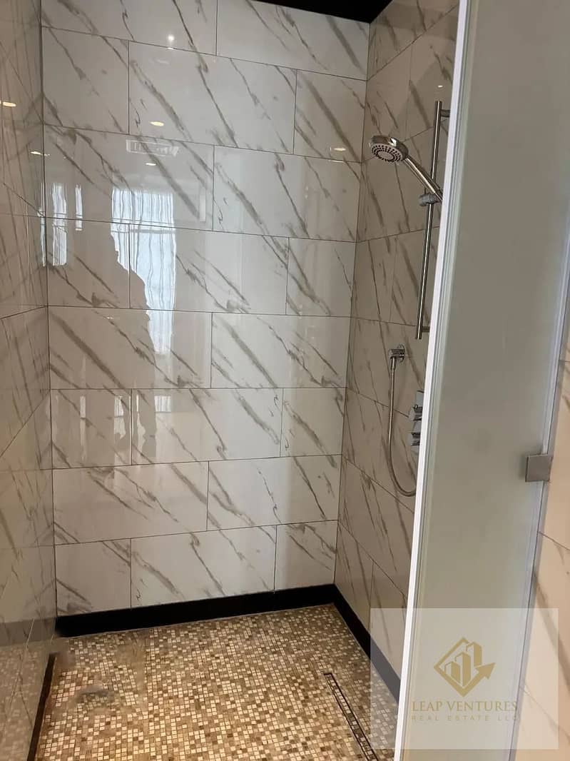 Fully Furnished I Spacious I Ready to Move - Image 10