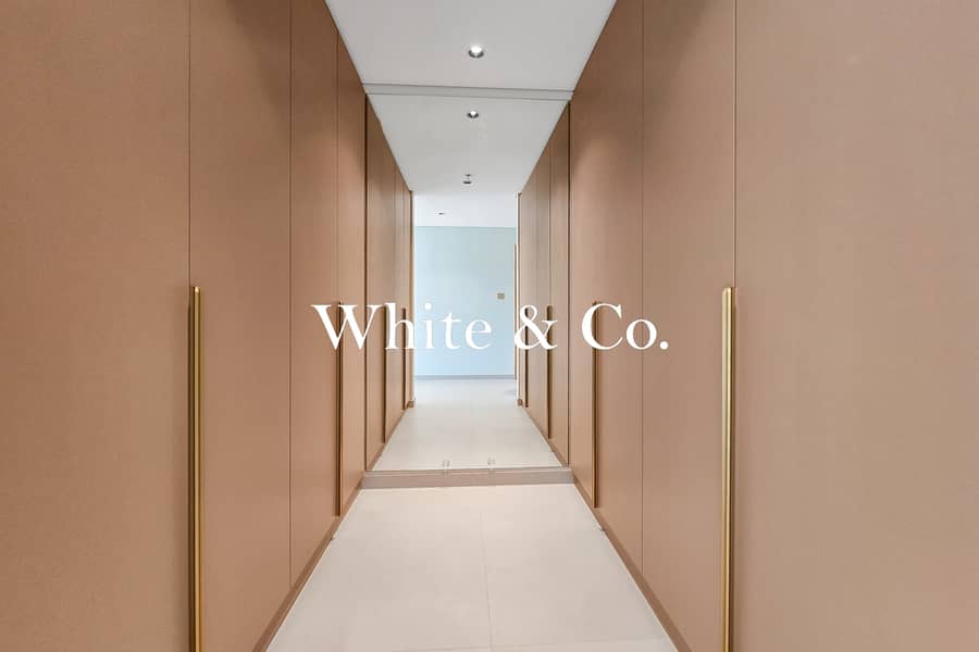 Stunning Marina View| Fully Renovated|VOT - Image 11