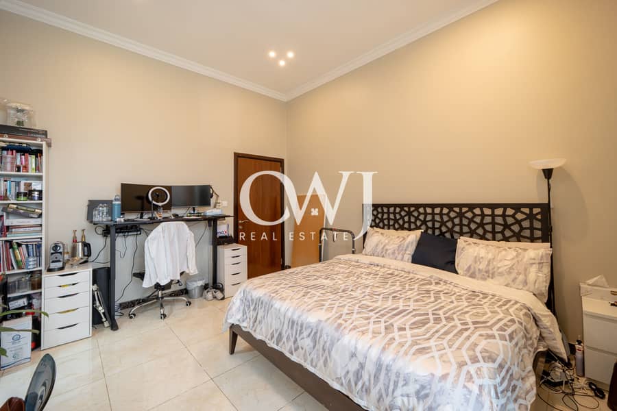 Park Facing | Custom Built | Vacant on Transfer - Image 11