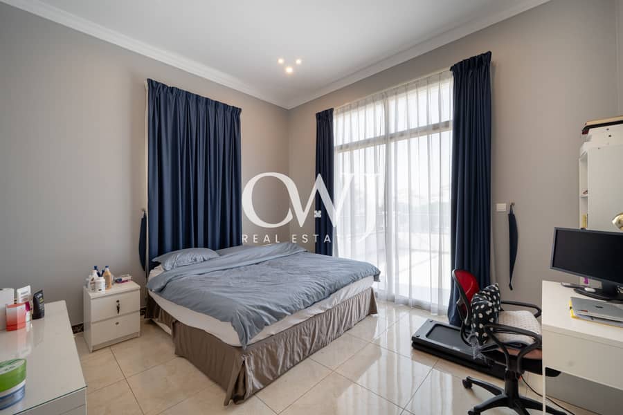 Park Facing | Custom Built | Vacant on Transfer - Image 14