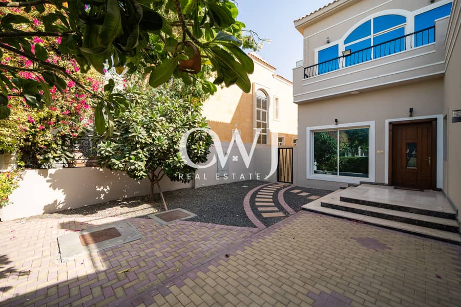 Park Facing | Custom Built | Vacant on Transfer - Image 21