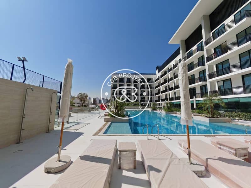 RARE corner Large | Pool View and Closed Kitchen - Image 6