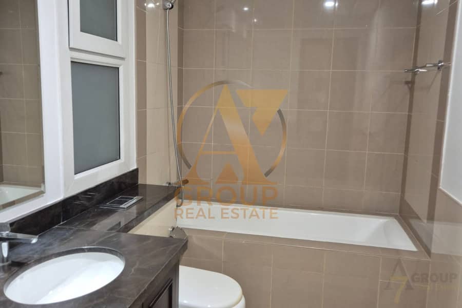 CLOSE TO POOL AND PARK 3BED FOR RENT IN CASA DORA