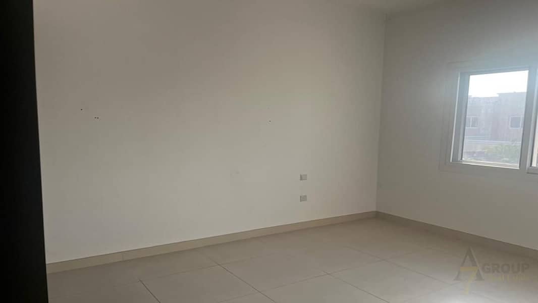 Near Pool & Park| Best Price | 3 Bedroom + Maidroom for Rent - Image 20