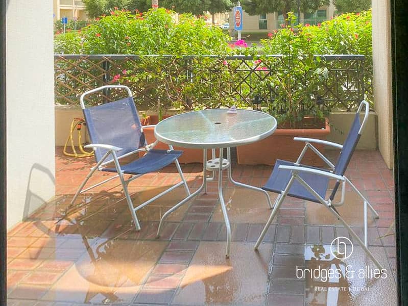 FULLY FURNISHED | WELL MAINTAINED | QUIET UNIT