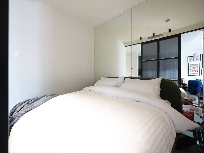 Cozy Studio in Al Jaddaf Waterfront - Image 18