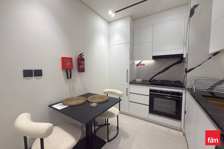 Biggest Layout |Burj View| Fully Furnished - Image 6