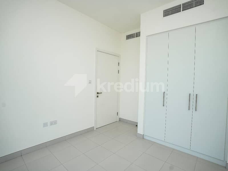 Ready to Move | Big Layout | Pool View - Image 10