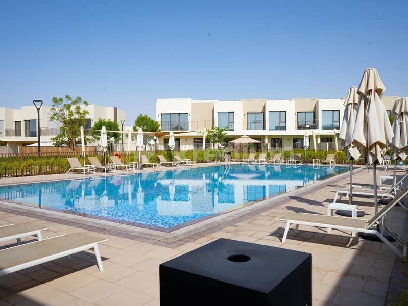 Ready to Move | Big Layout | Pool View - Image 28