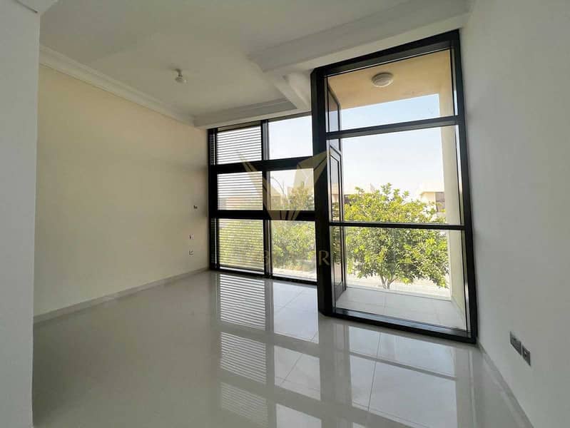 Luxury 6BR Villa | Prime Location-Spacious Layout - Image 18