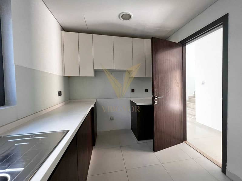 Luxury 6BR Villa | Prime Location-Spacious Layout - Image 24