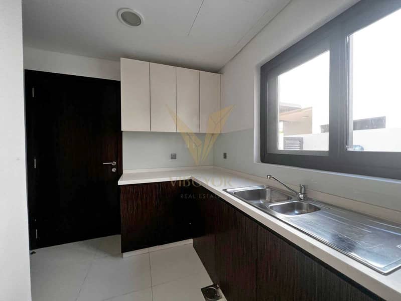 Luxury 6BR Villa | Prime Location-Spacious Layout - Image 25