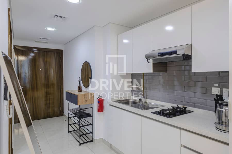 Fully Furnished | Canal View | Ready to Move In - Image 6
