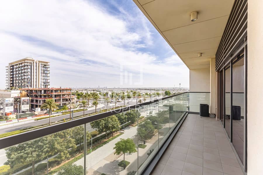 Maids Room | Ready to Move In | Panoramic View - Image 12