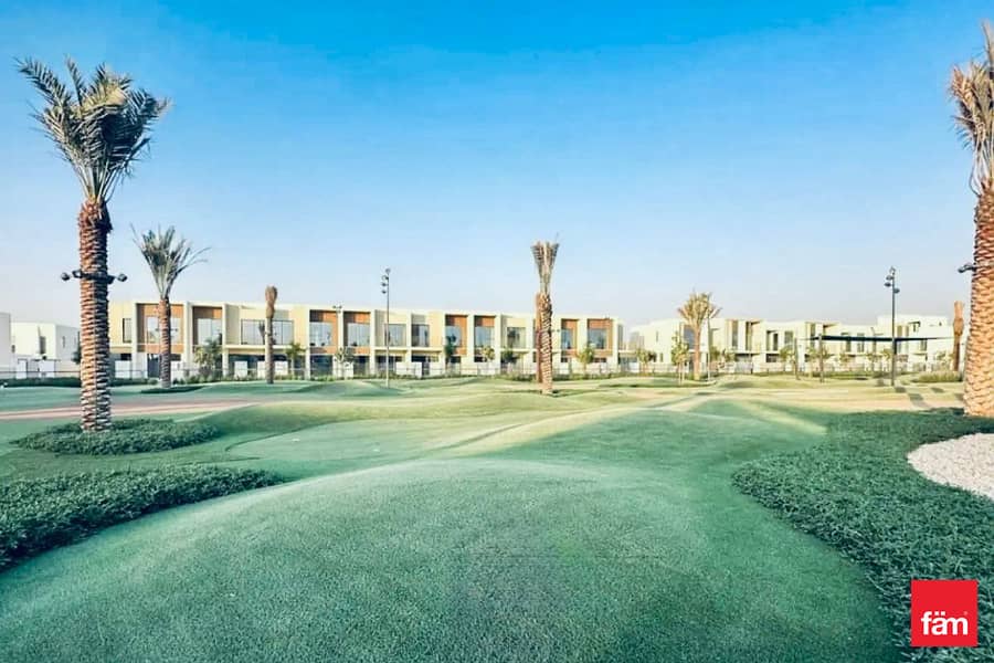 Park Facing | Near to Pool |Prime Location - Image 9