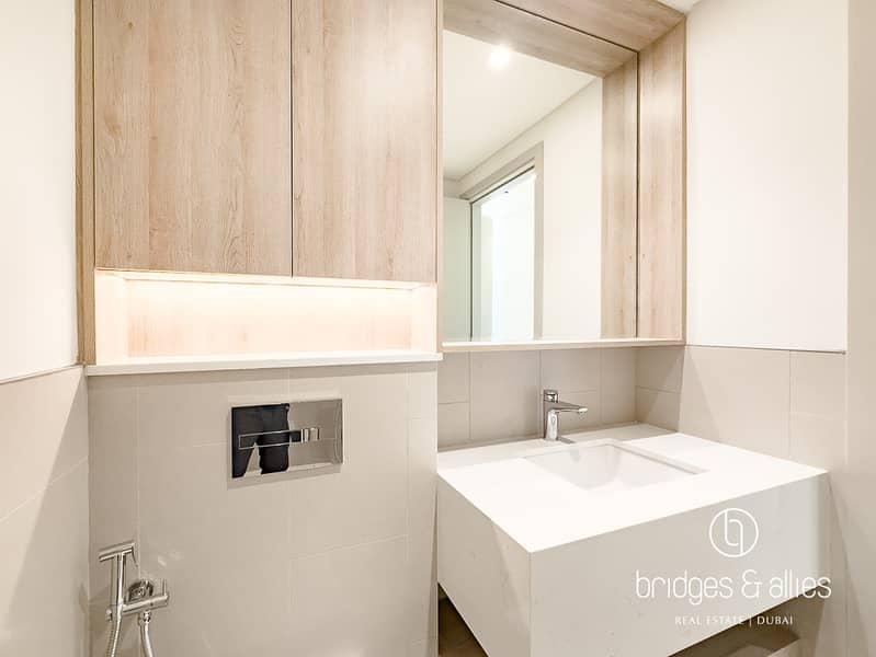 PARK VIEW | BRIGHT APT | BRAND NEW | SPACIOUS - Image 13