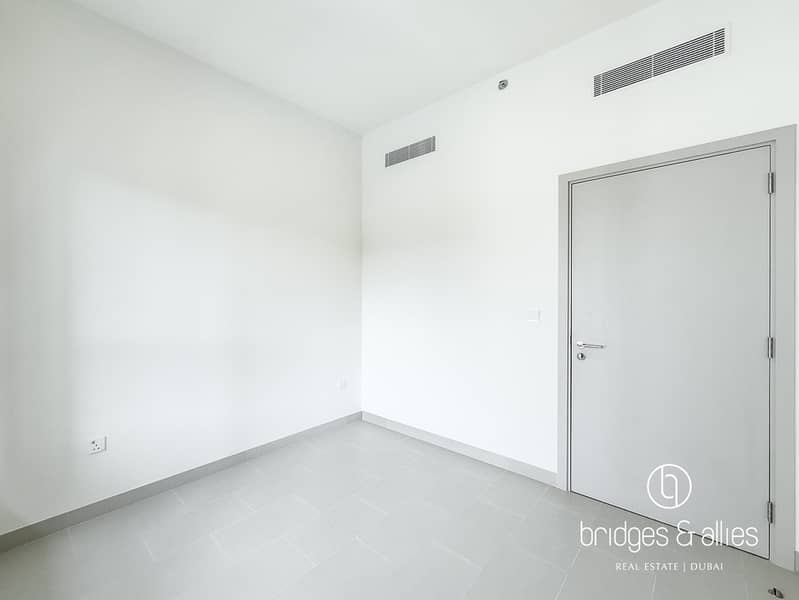PARK VIEW | BRIGHT APT | BRAND NEW | SPACIOUS - Image 7