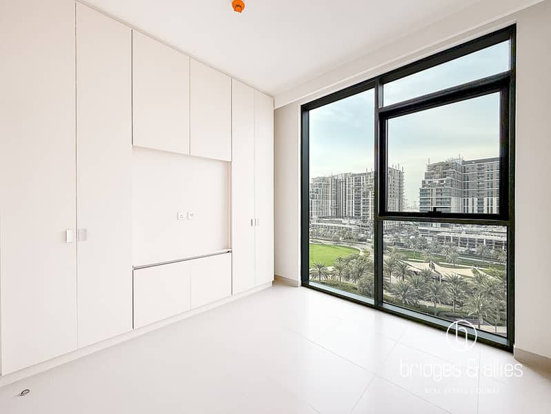 PARK VIEW | BRIGHT APT | BRAND NEW | SPACIOUS - Image 8