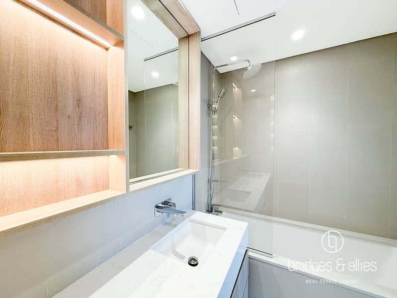 PARK VIEW | BRIGHT APT | BRAND NEW | SPACIOUS - Image 14