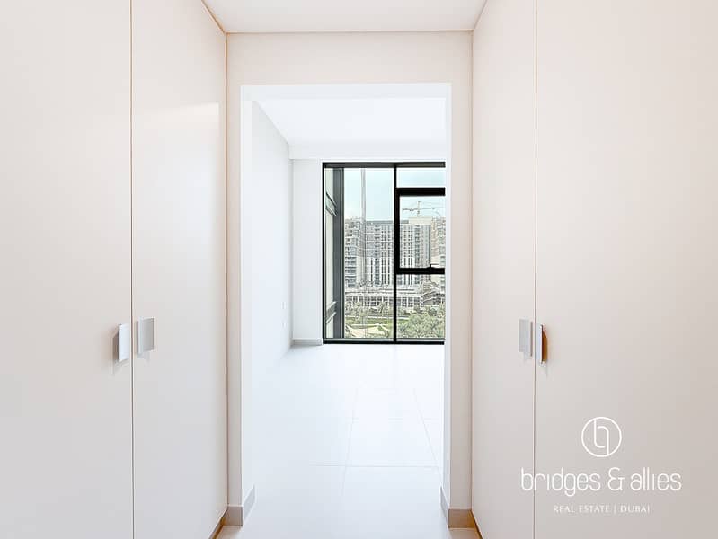 PARK VIEW | BRIGHT APT | BRAND NEW | SPACIOUS - Image 11