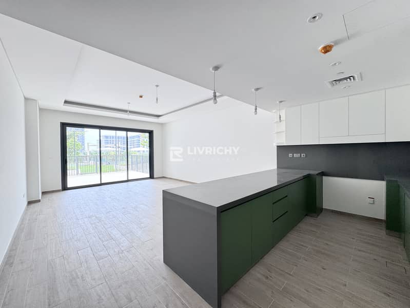 Ready to Move | City Walk Expert | Good Location