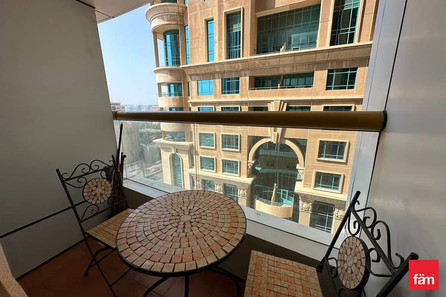 Vacant, Furnished, Near to Metro - Image 9