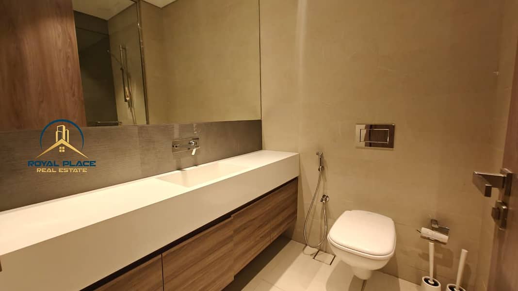 1BHK | FULLY FURNISHED | UPGRADED