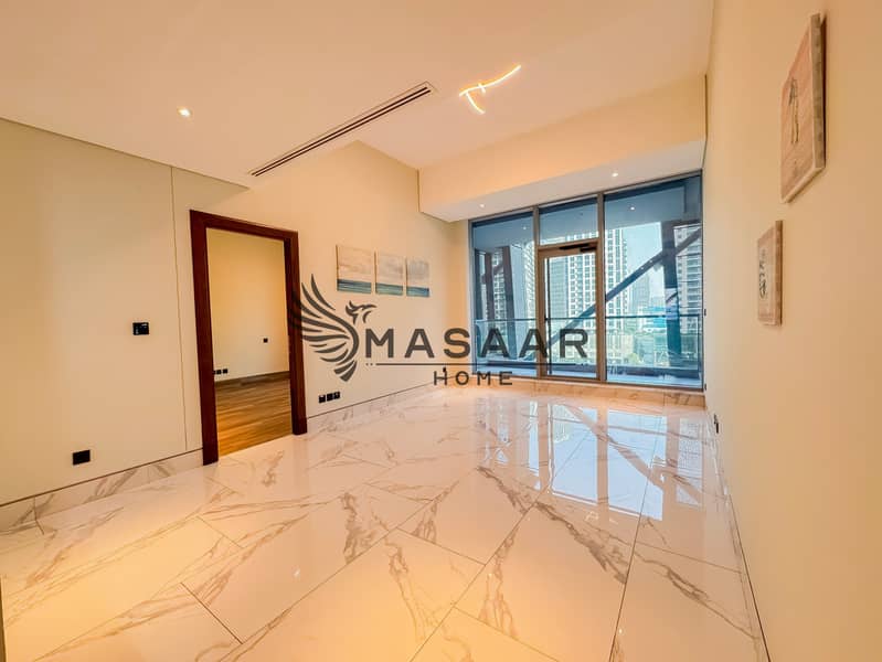 Canal n Skyline View | Huge Balcony | Negotiable