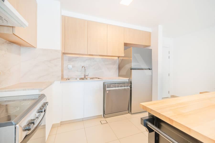 Fully Furnished | Community View | Move-in Ready