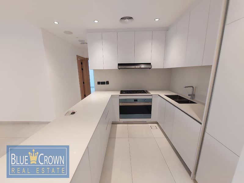 HUGE SIZE 3BEDROOM WITH BALCONY 5BATH ||ALL MODERN AMENITIES