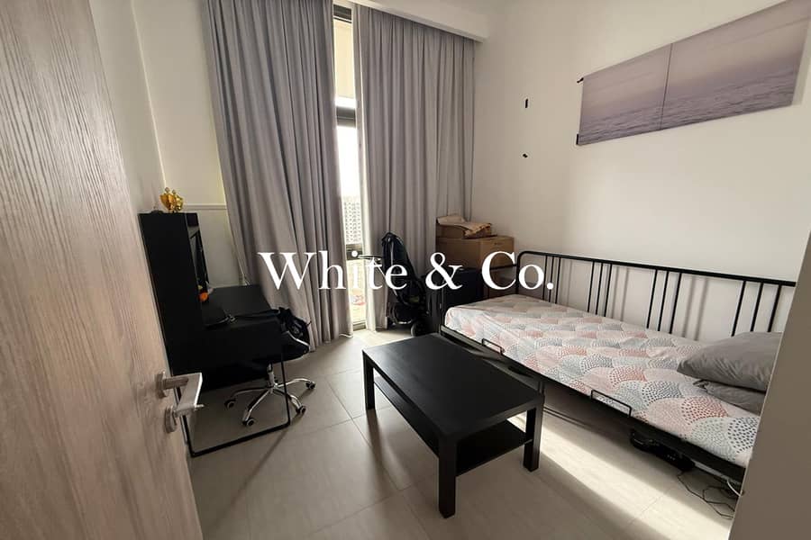 High Floor | Desert Facing | Spacious Unit - Image 9