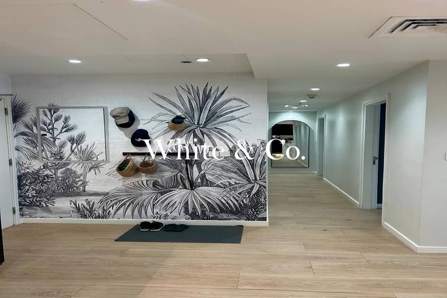 Beautifully Upgraded | Corner | Exclusive - Image 10