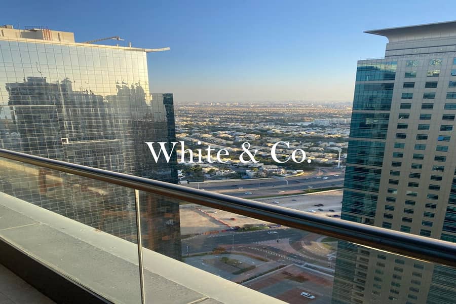 Beautifully Upgraded | Corner | Exclusive - Image 23