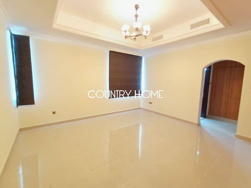 Spacious 5-BR Villa with Study, Private Garden & Close to SZR in Al Manara - Image 6