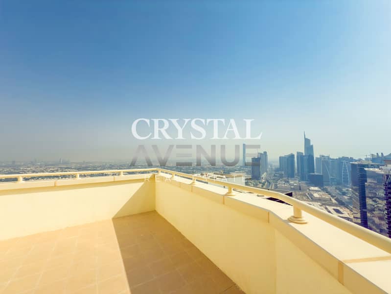 Spacious Three Balconies | High Floor | Golf Course & Meadows View | With Maid’s Room - Image 9