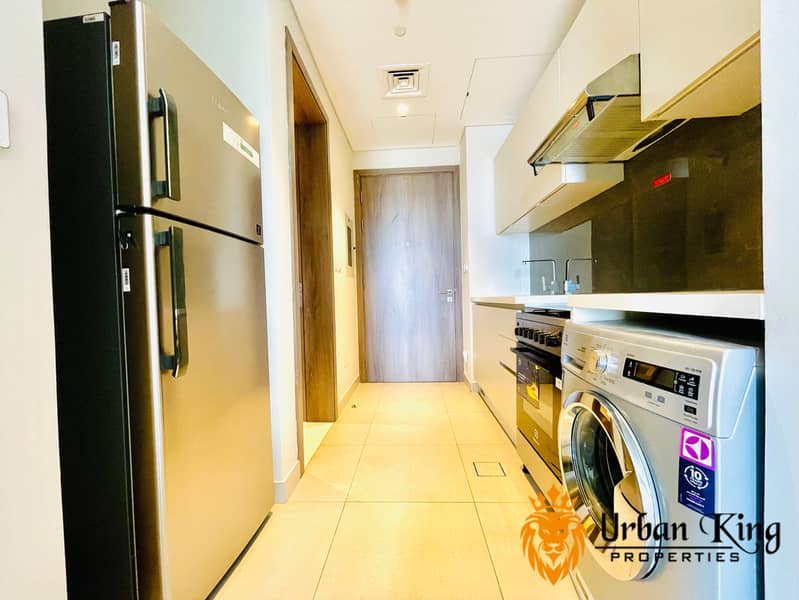 Fully furnished | Higher-floor | Vacant