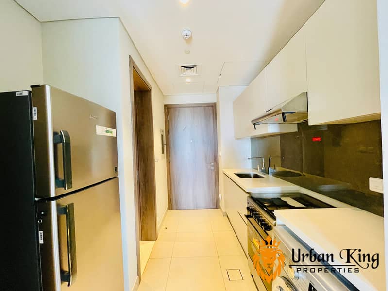 Fully furnished | Higher-floor | Vacant