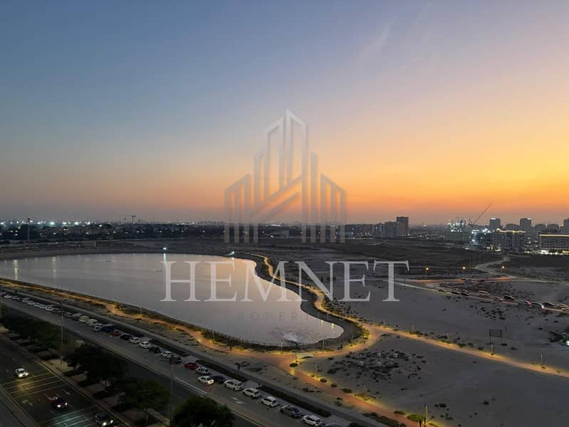 Motivated Seller|Vacant on Transfer|Genuine Resale - Image 11