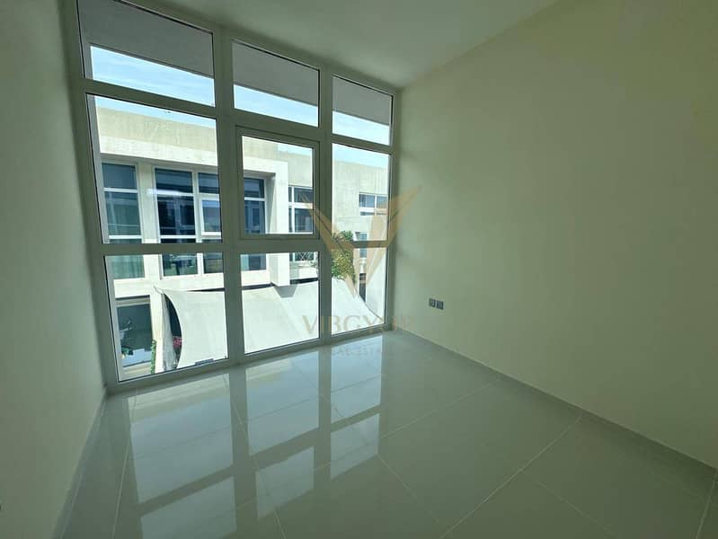 Modern 3BR Townhouse | Albizia | DAMAC Hills 2