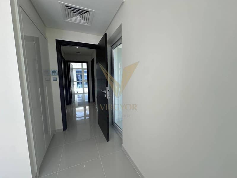 Modern 3BR Townhouse | Albizia | DAMAC Hills 2 - Image 6