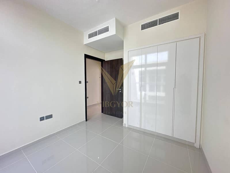 Modern 3BR Townhouse | Albizia | DAMAC Hills 2 - Image 8