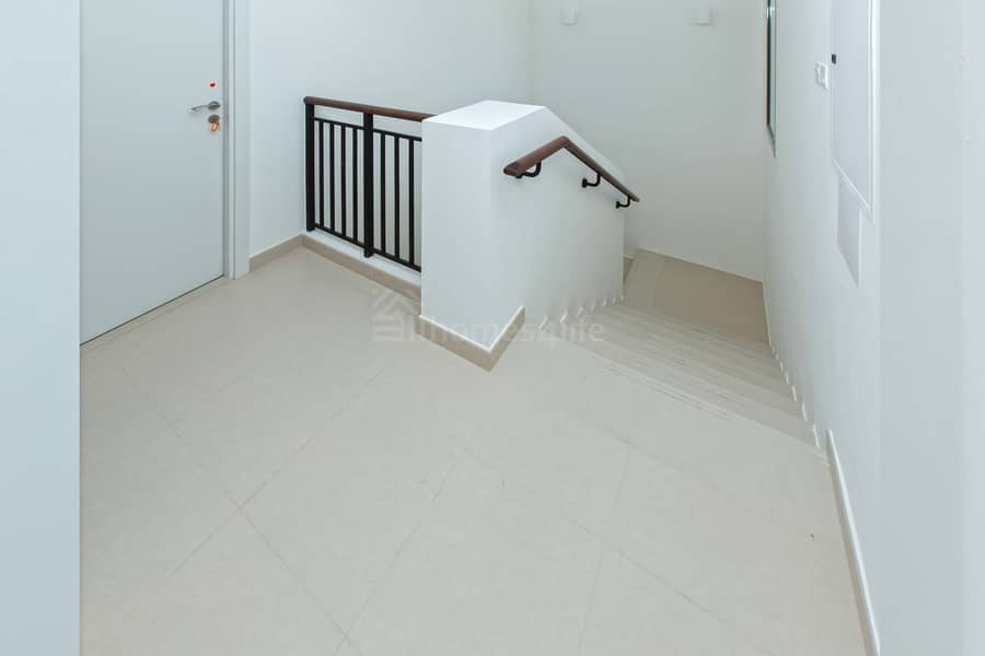 SPACIOUS WITH GREEN BELT VIEW | SOON TO BE VACANT