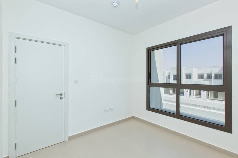 SPACIOUS WITH GREEN BELT VIEW | SOON TO BE VACANT - Image 7