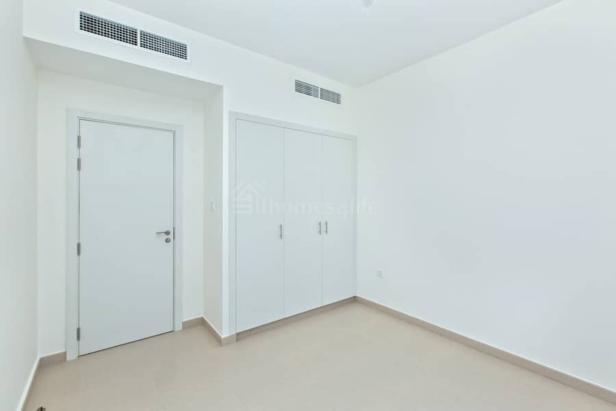 SPACIOUS WITH GREEN BELT VIEW | SOON TO BE VACANT - Image 9