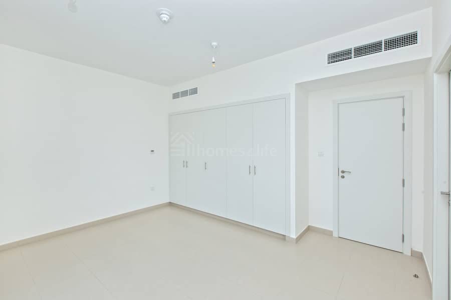 SPACIOUS WITH GREEN BELT VIEW | SOON TO BE VACANT - Image 12